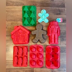 Christmas silicone baking molds set